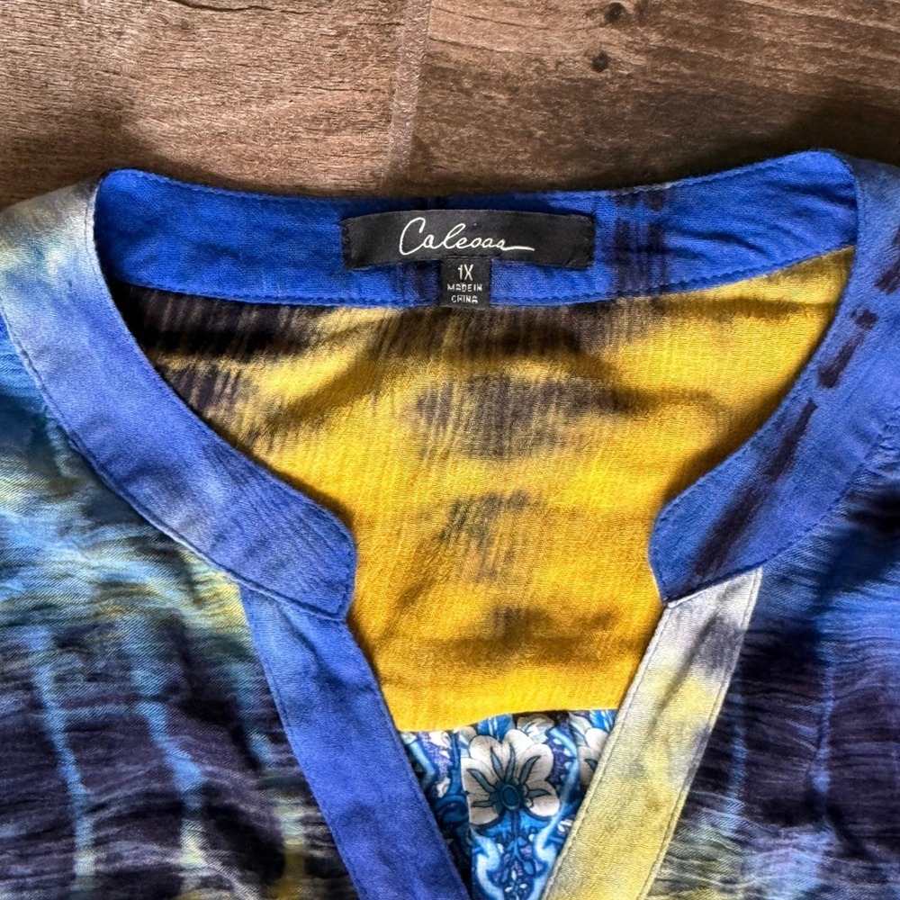 Caleesa Womens Boho Embroidered Floral Tie Dye Button Down Tunic Top, Blue, 1X - Picture 2 of 9